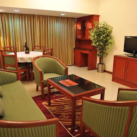 Breeze Residency Hotel Tiruchirappalli Luaran gambar