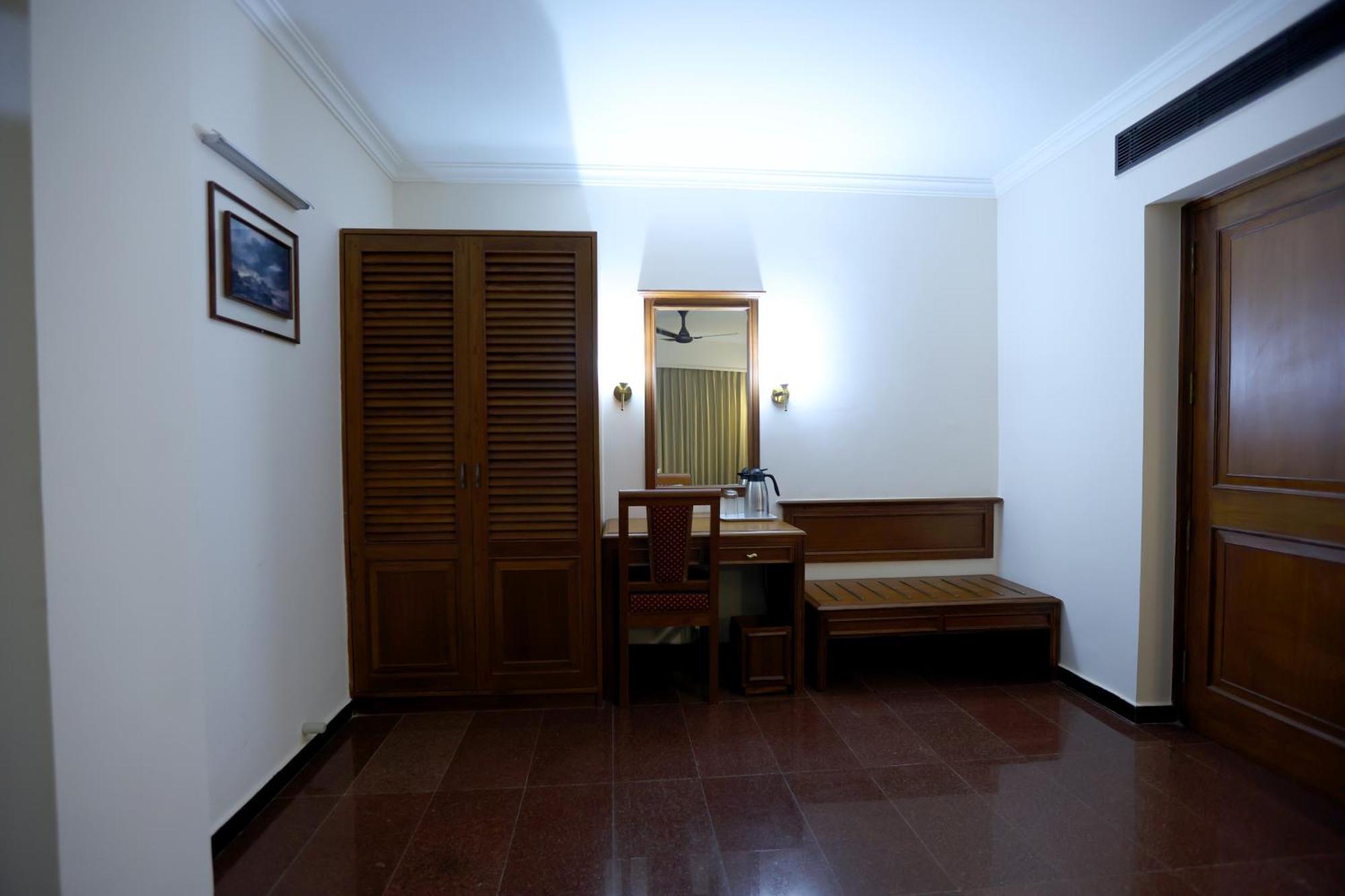 Breeze Residency Hotel Tiruchirappalli Luaran gambar