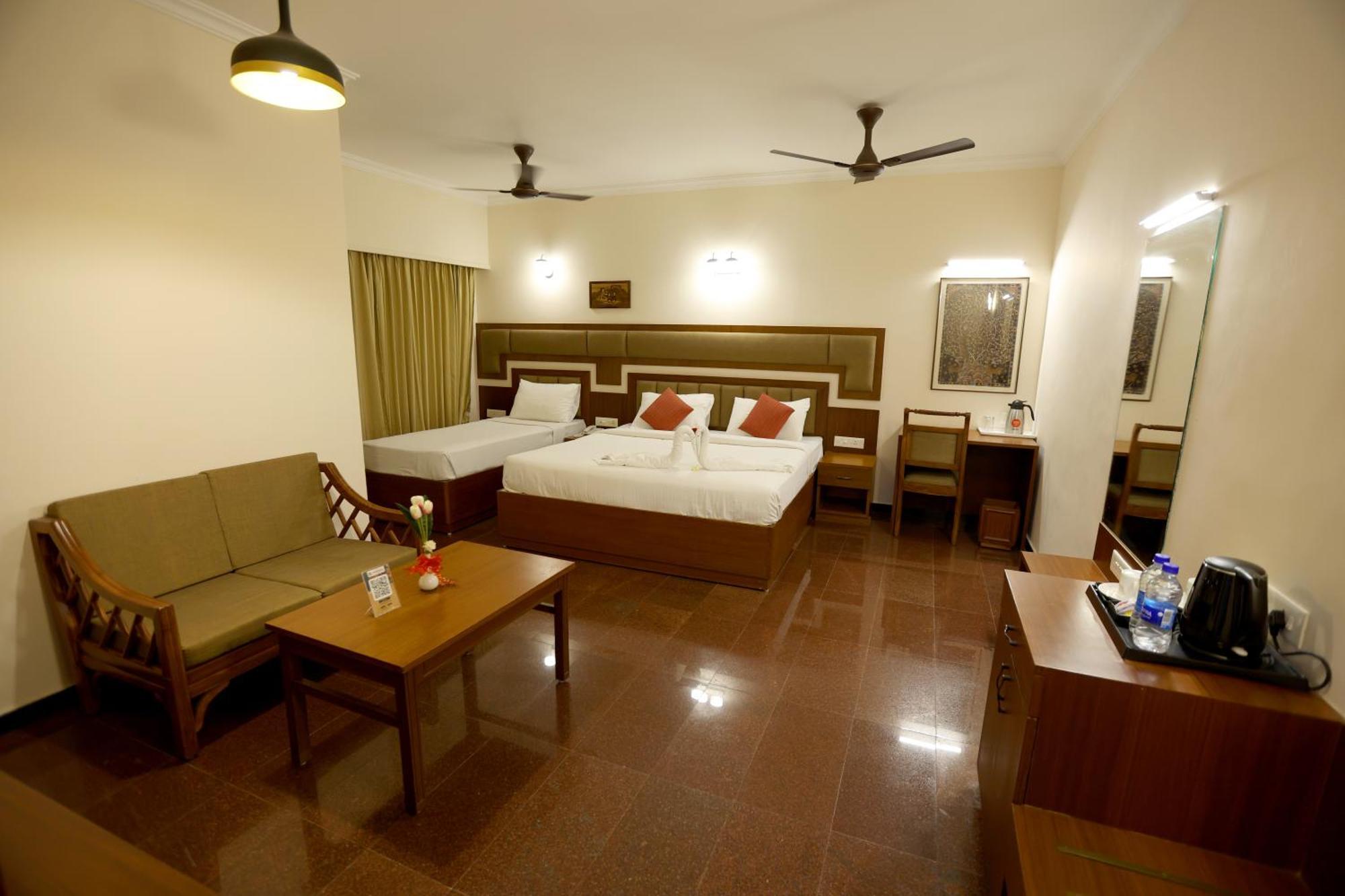 Breeze Residency Hotel Tiruchirappalli Luaran gambar