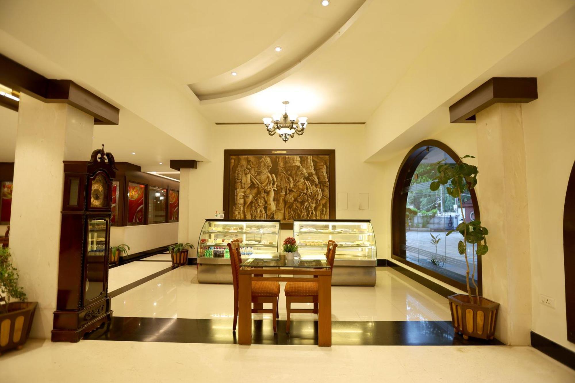 Breeze Residency Hotel Tiruchirappalli Luaran gambar